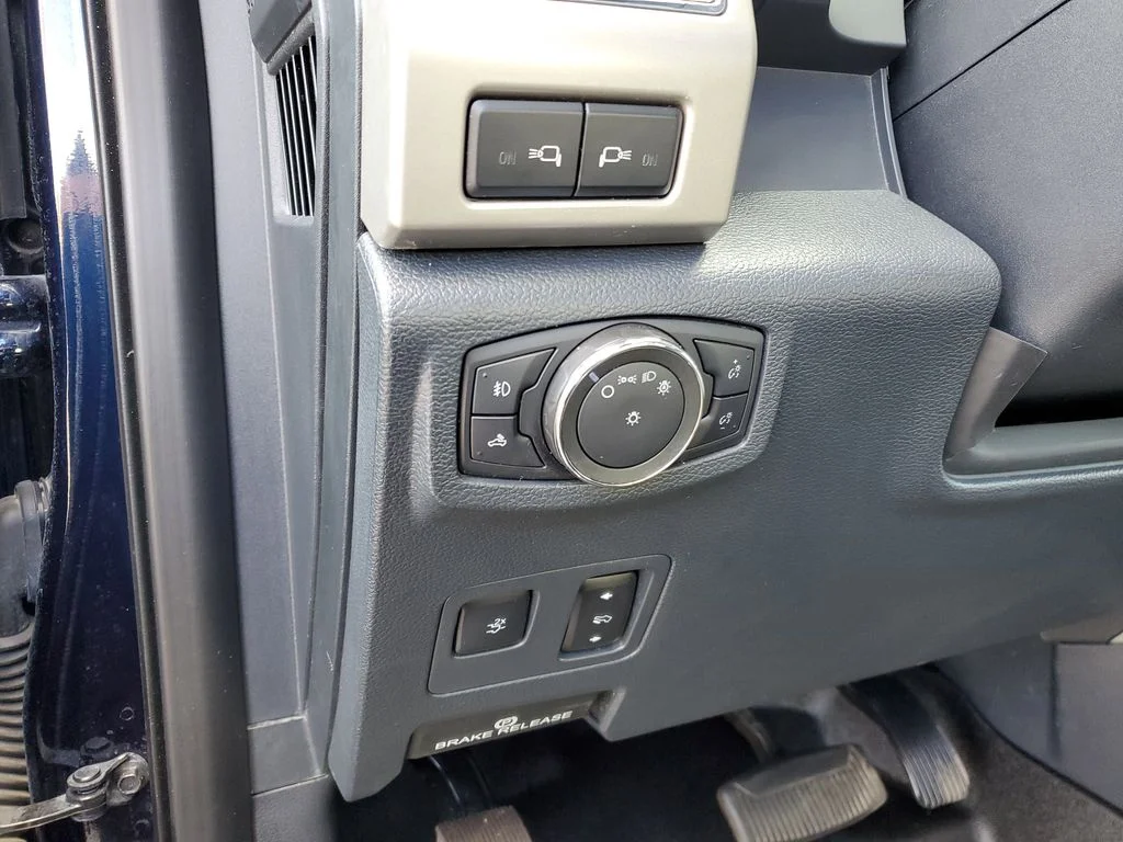 Certified Used 2022 Antimatter Blue Metallic Ford Lariat image 9