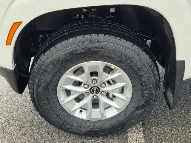 New 2026 Glacier White Nissan Crew Cab S image 8