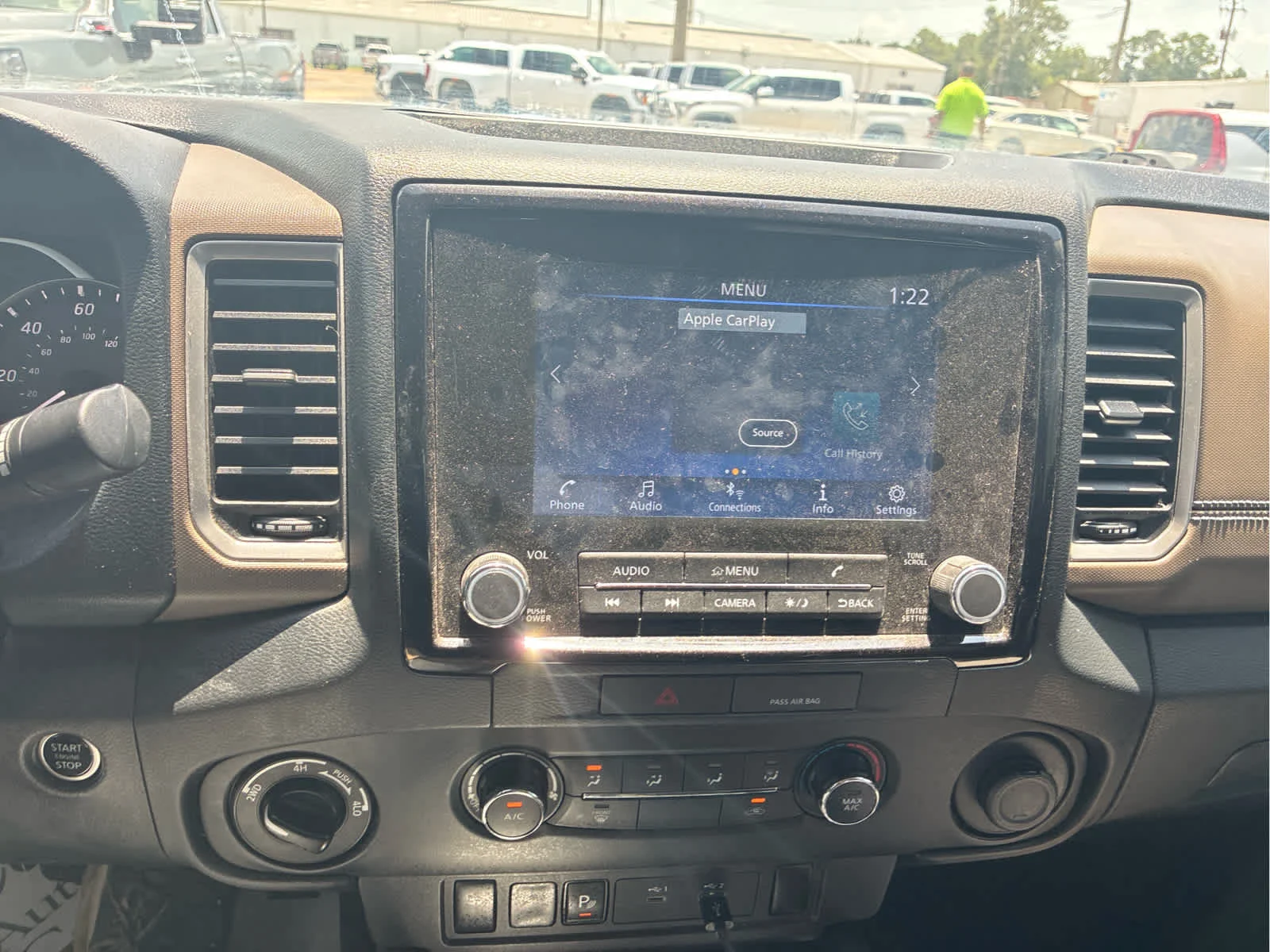 Used 2022 Glacier White Nissan SV image 14