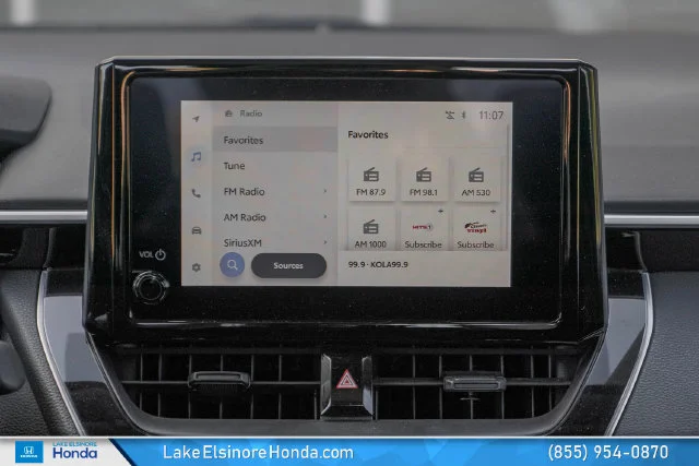 Used 2025 Ice Toyota LE image 20