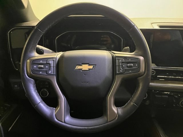 Used 2022 Dark Ash Metallic Chevrolet High Country image 15