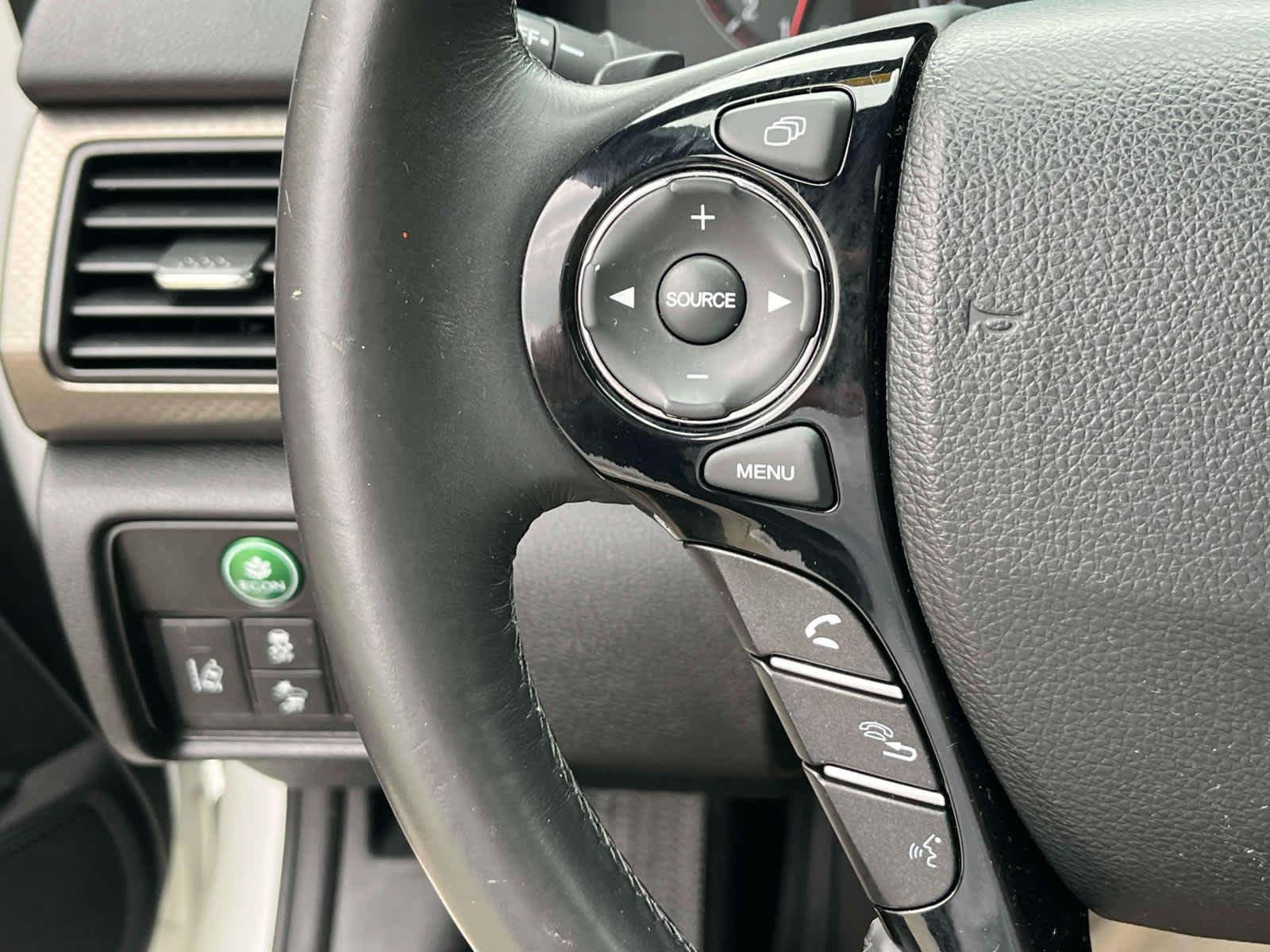 Used 2017  Honda EX-L image 38