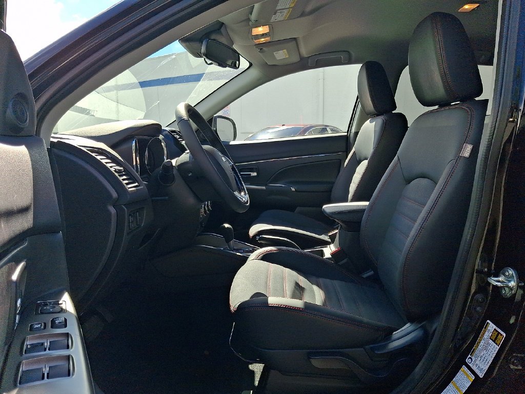 New 2026 Black Mitsubishi 2.0 SE image 7