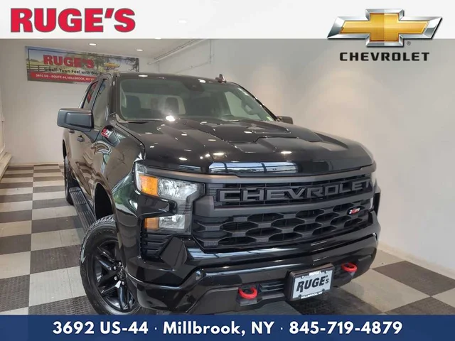 2022 Chevrolet Silverado 1500 Custom Trail Boss