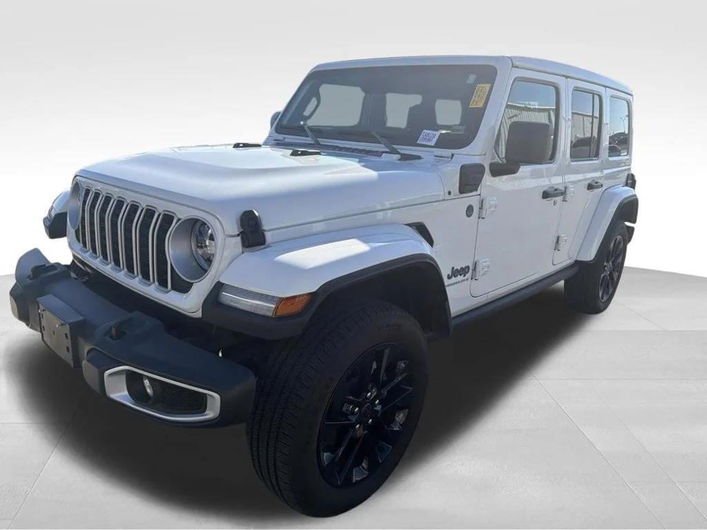 Used 2025 White Jeep Sahara 4xe image 10