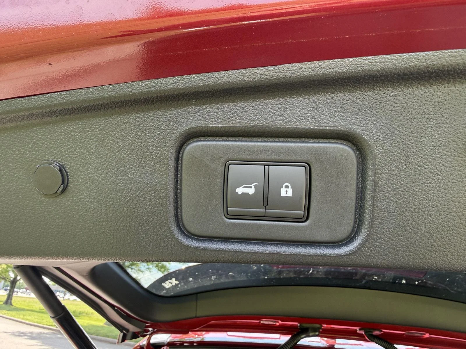 New 2026 Scarlet Ember Tintcoat Nissan SL image 7