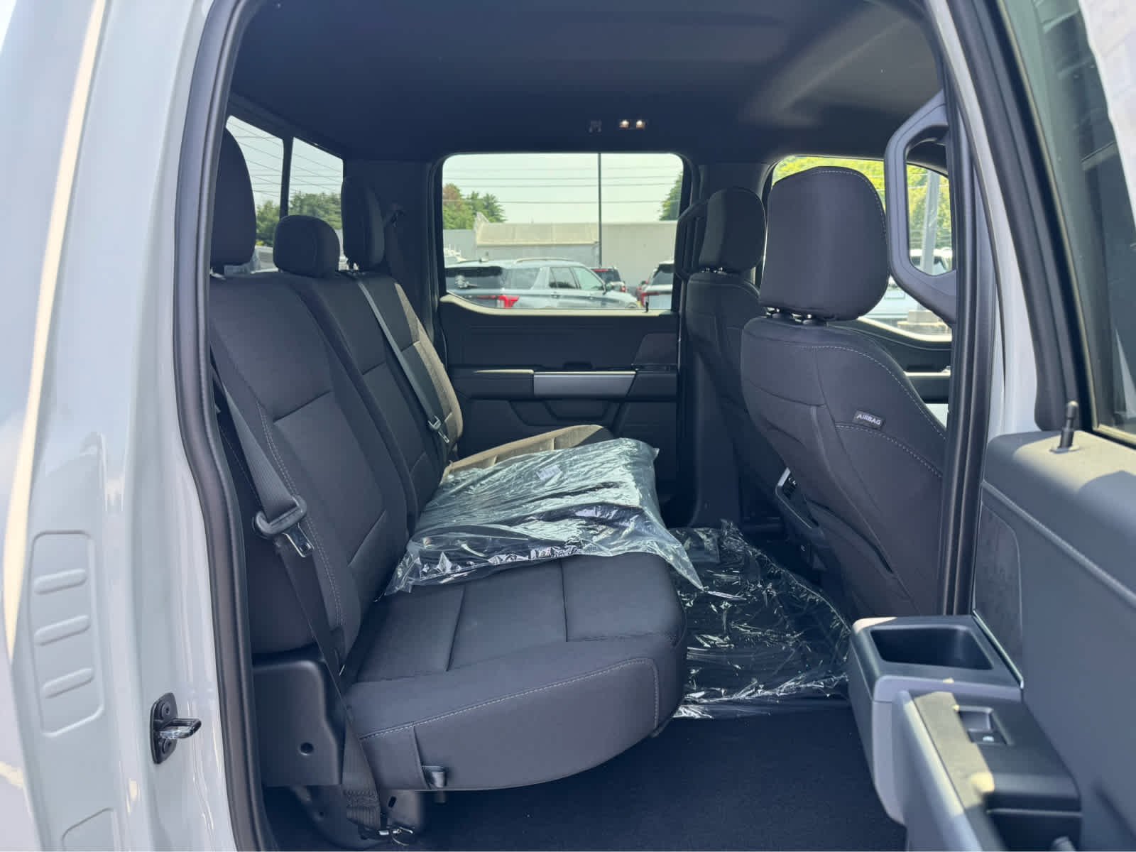 New 2026 Avalanche Ford XLT image 12