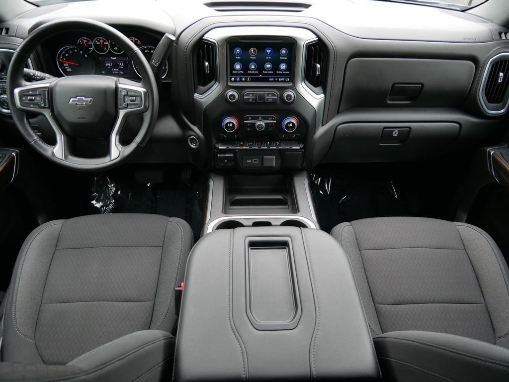Certified Used 2022 Gray Chevrolet RST image 13