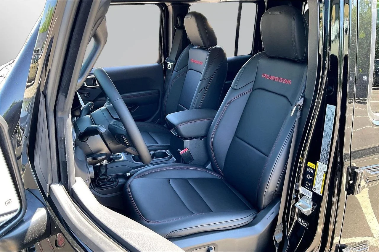 New 2026 Black Clear-Coat Exterior Paint Jeep Rubicon X image 17