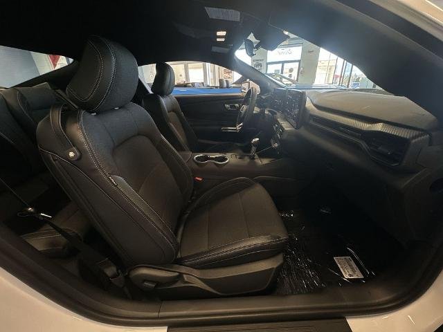 New 2026 Oxford White Ford EcoBoost® Fastback image 30