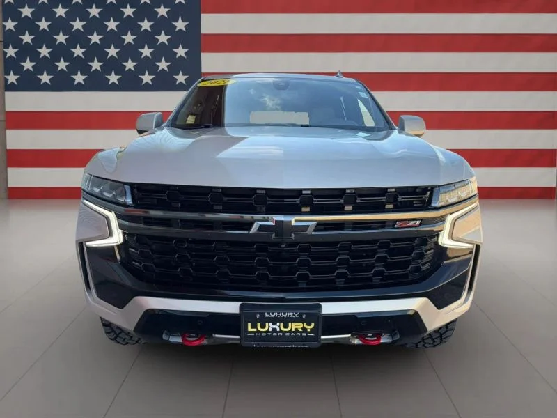 Used 2021 Silver Chevrolet Z71 Sport Utility 4D image 12