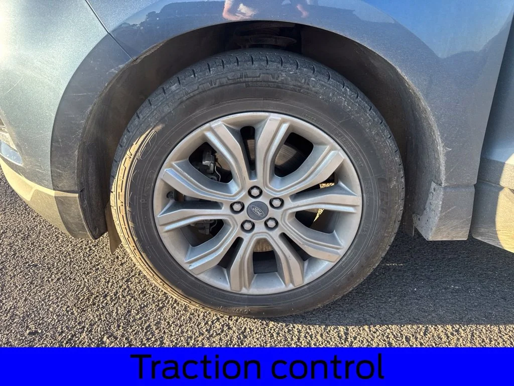 Used 2019 Blue Ford Titanium image 9