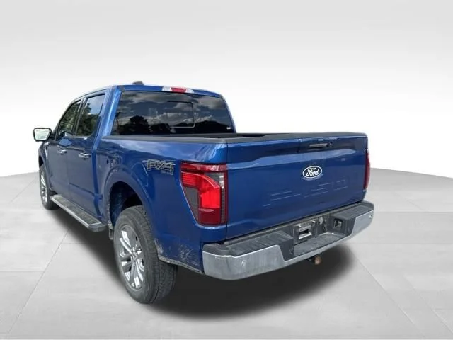 Used 2024 Blue Ford XLT image 10