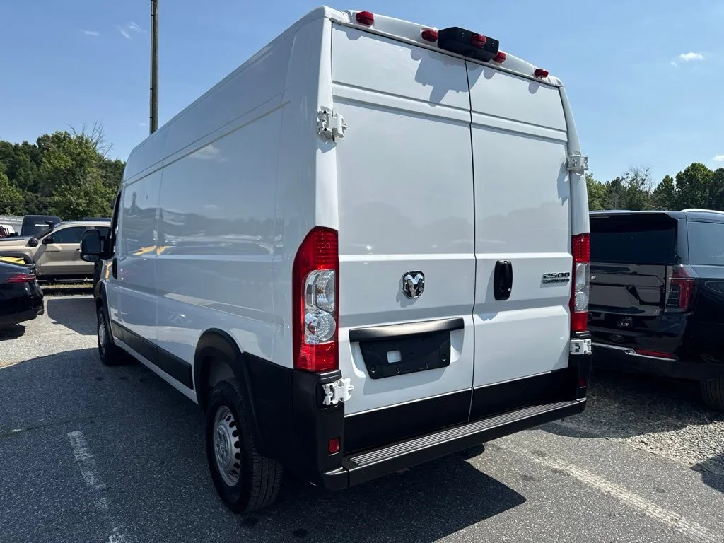 Used 2025 White Ram High Roof image 4