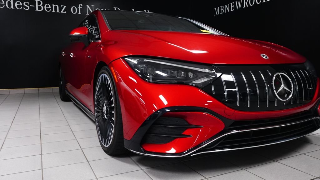 Certified Used 2023  Mercedes-Benz Base image 5