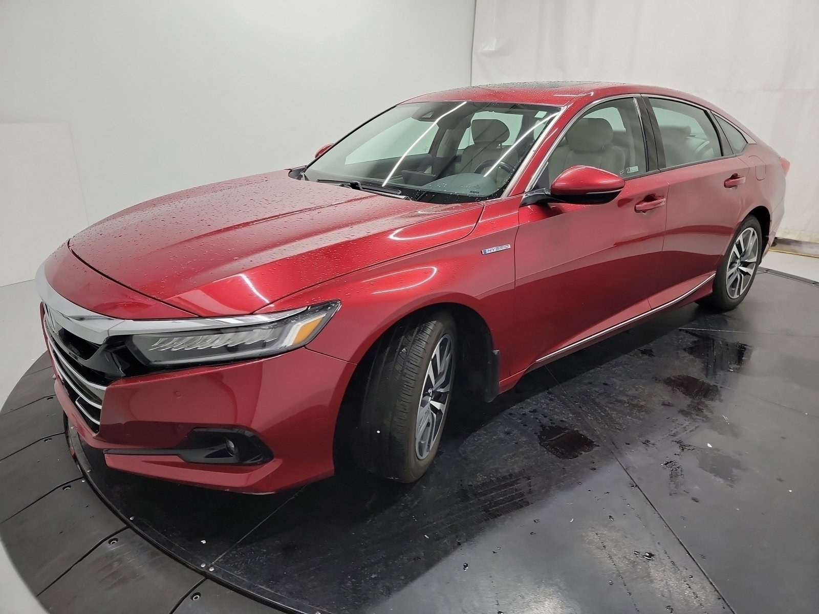 Used 2021 Radiant Red Metallic Honda EX-L image 3