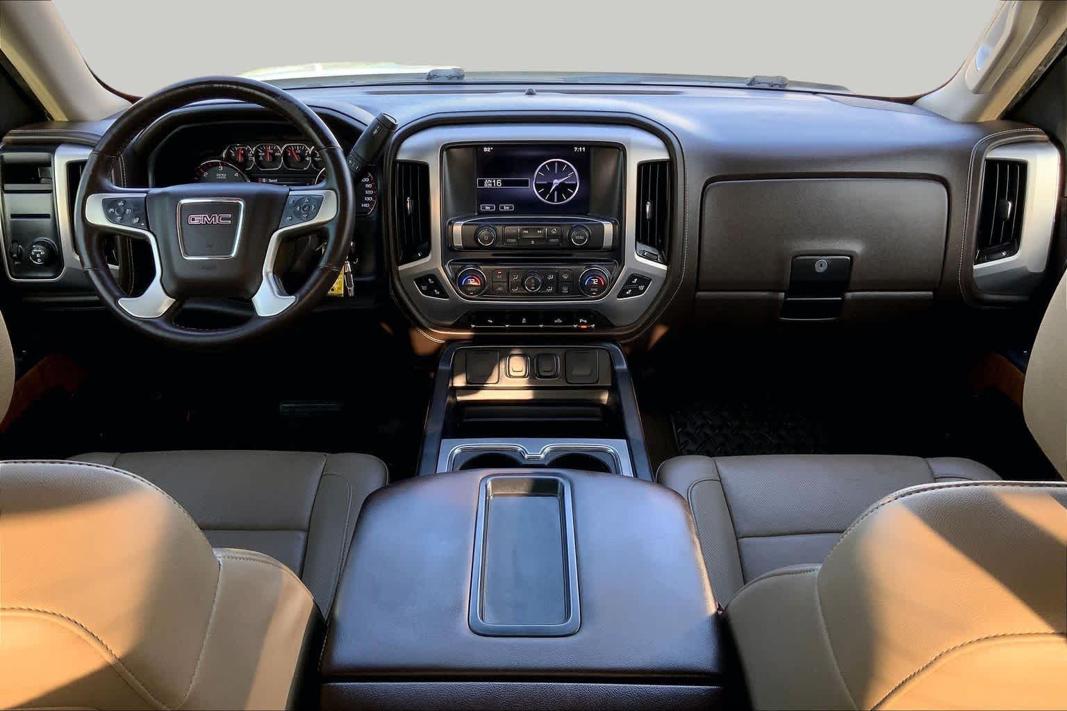 Used 2015 White Diamond Tricoat GMC SLT image 14