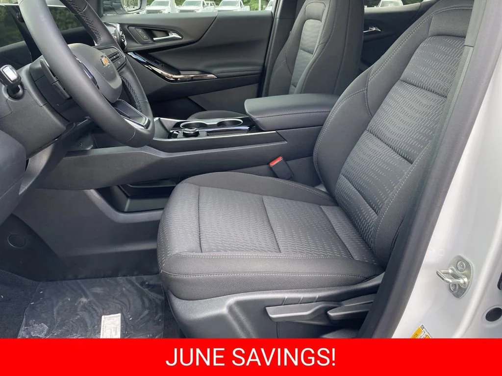 2026 Chevrolet Equinox LT - Photo 9