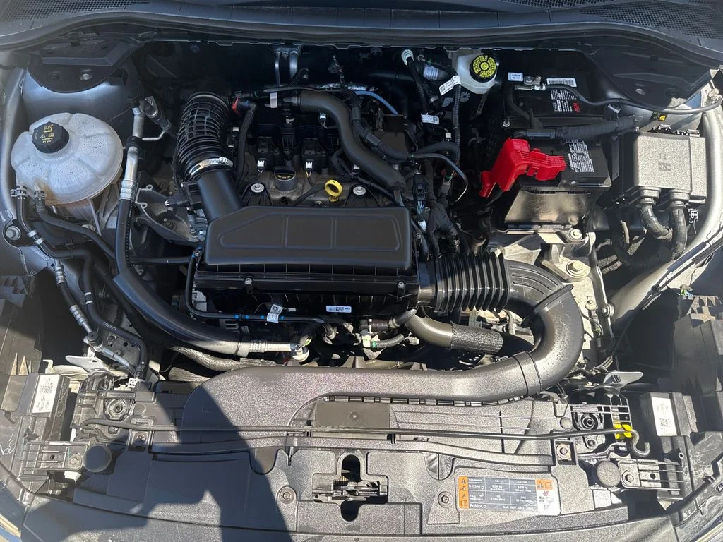 Used 2024 Silver Ford Active image 23