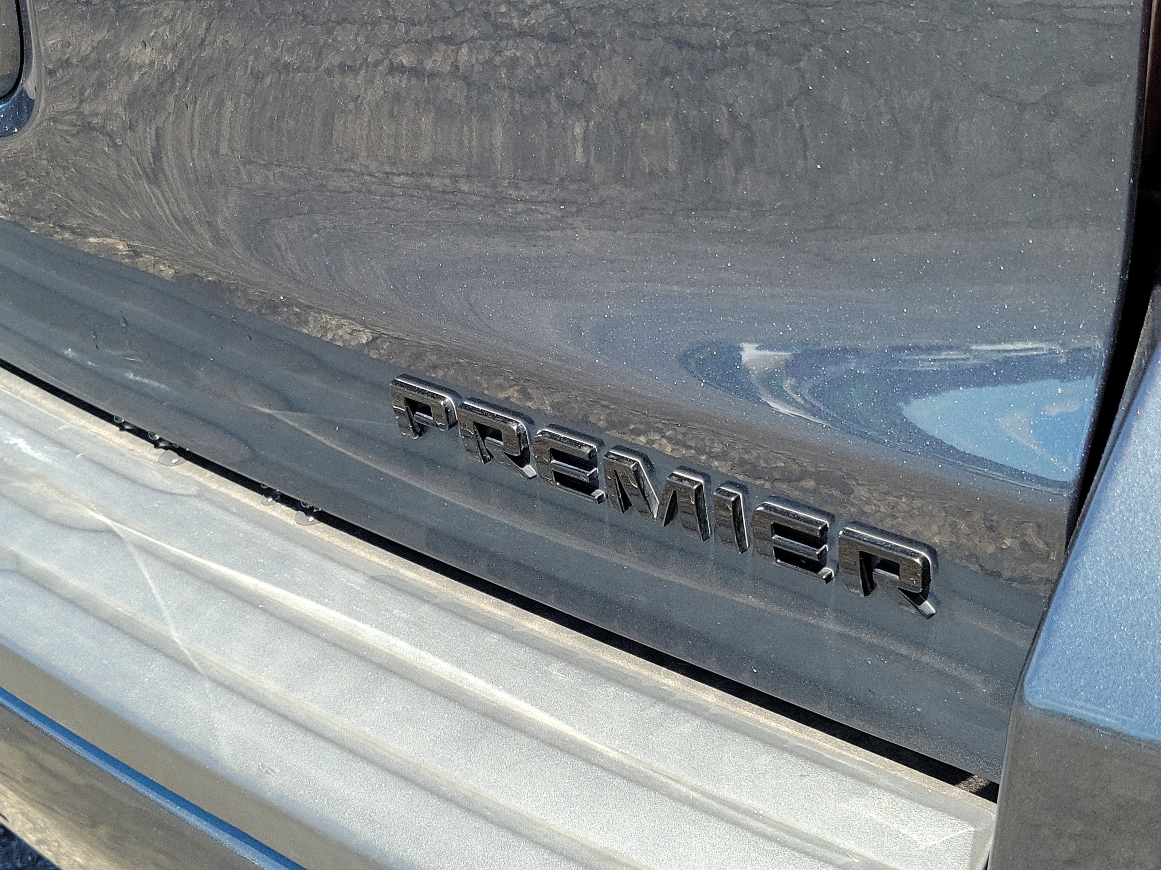Used 2019 Blue Chevrolet Premier image 8