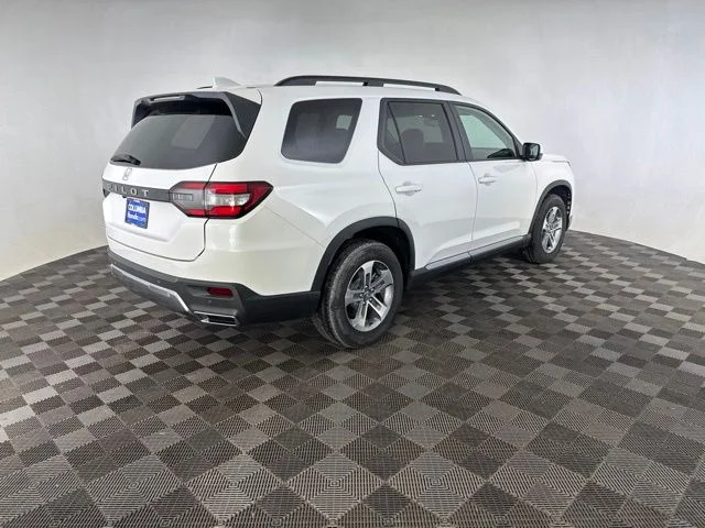 Used 2026  Honda EX-L image 5