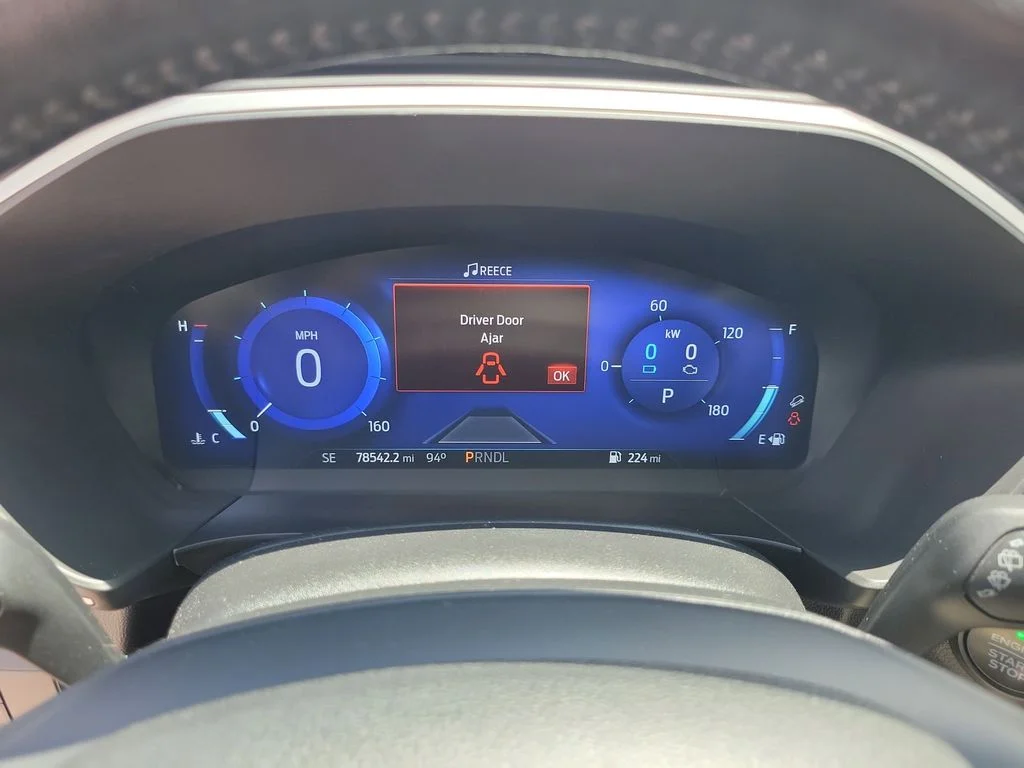 Used 2020 Magnetic Metallic Ford SE Sport image 23