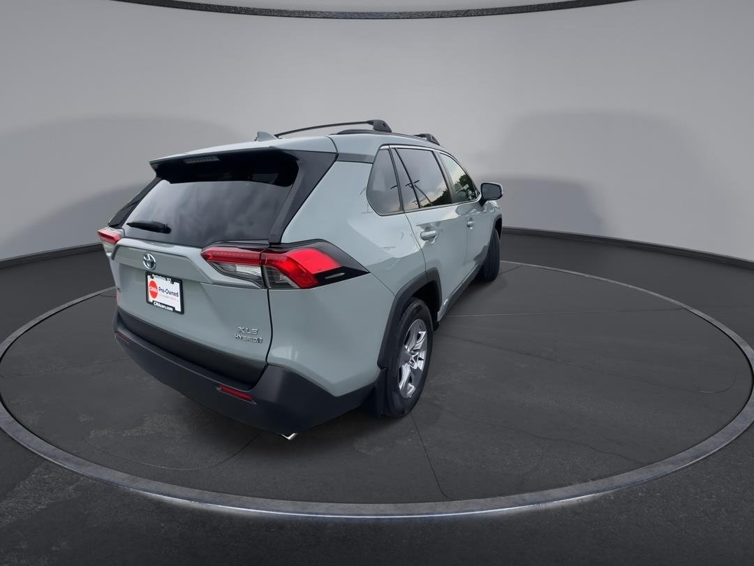 Used 2022 Lunar Rock Toyota XLE image 8