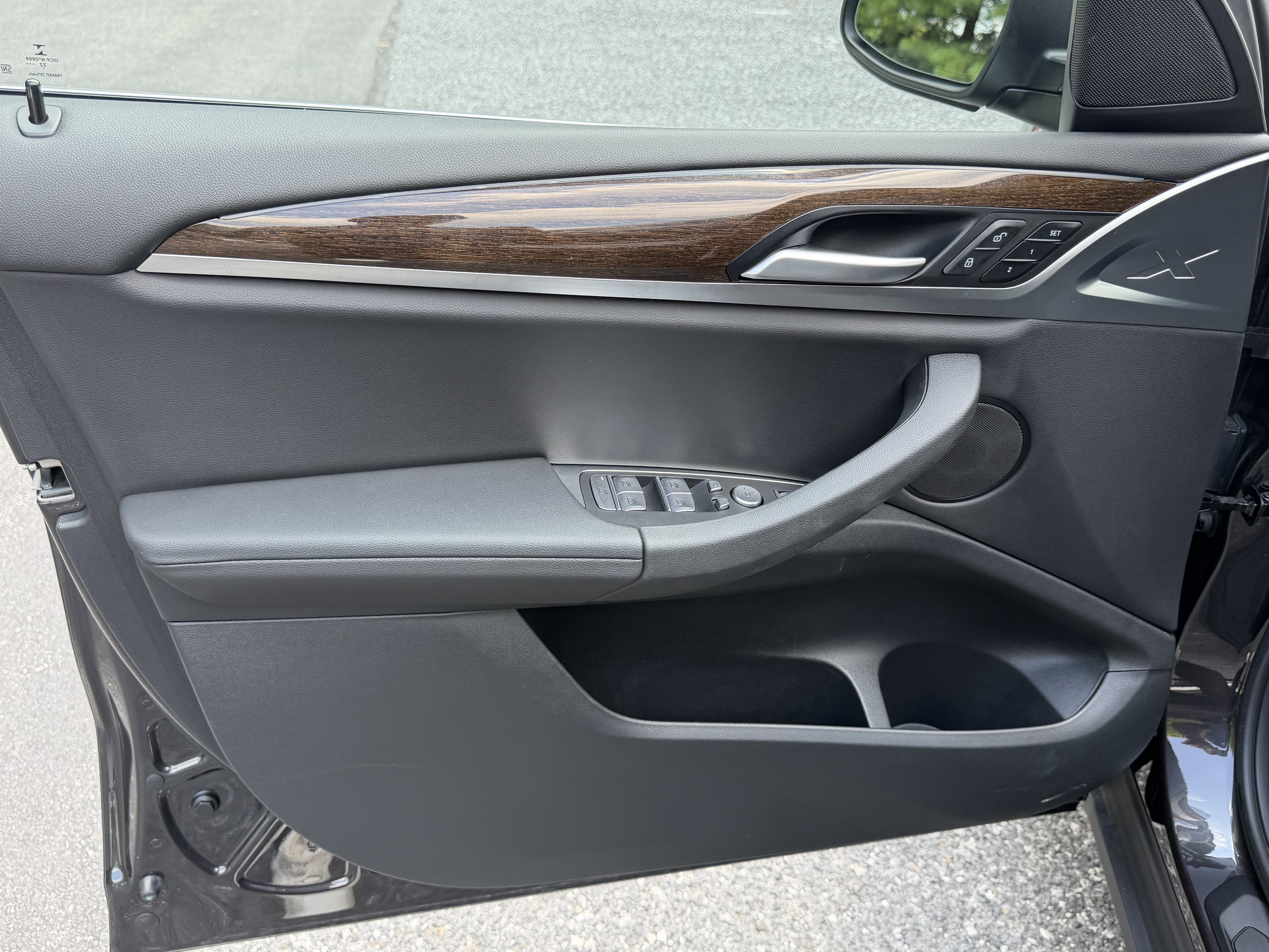Used 2023 DARK GRAPHITE MET BMW xDrive30i image 9