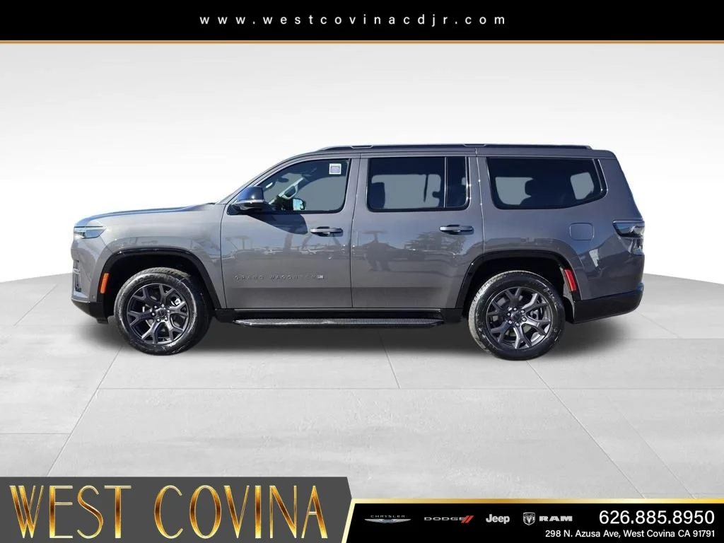 New 2026 Baltic-Gray Metallic Clear-Coat Exterior Paint Jeep Limited Altitude image 8