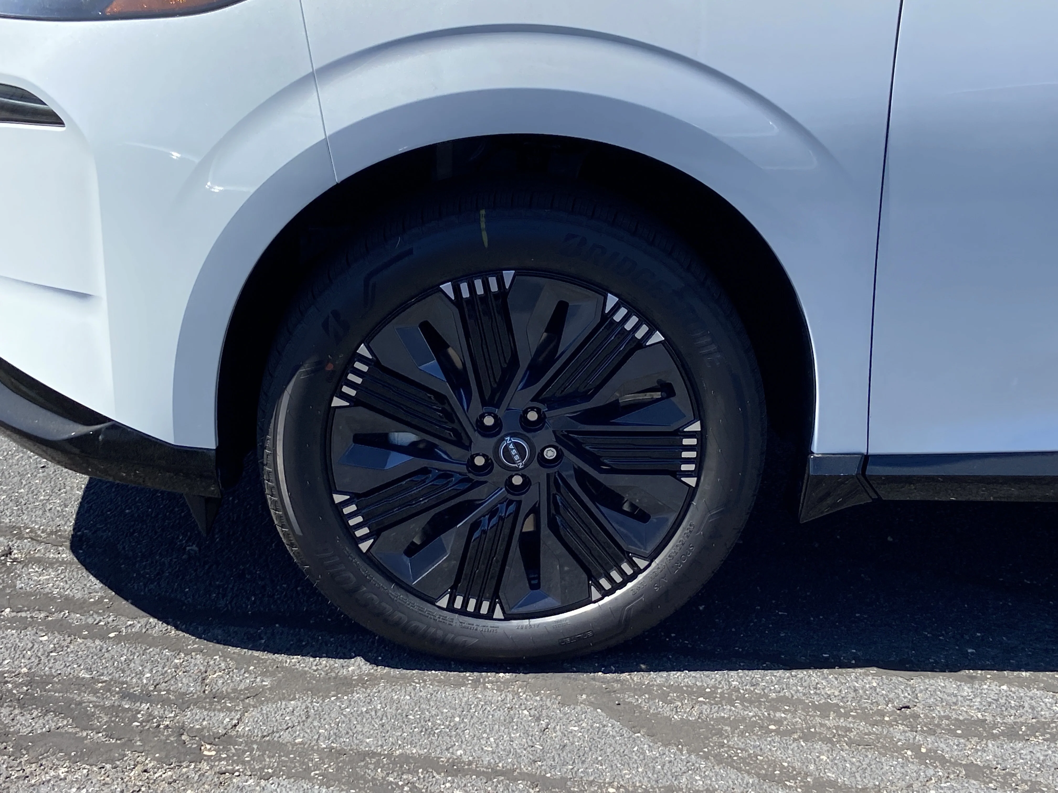 New 2026 Everest White Pearl Tricoat Nissan Platinum image 8
