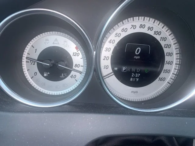 Used 2013 Blue Mercedes-Benz C 250 image 9