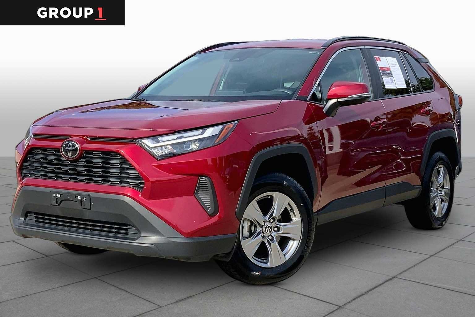 Pre-Owned 2025 Toyota RAV4 XLE Pre-Owned 2025 Toyota RAV4 XLE