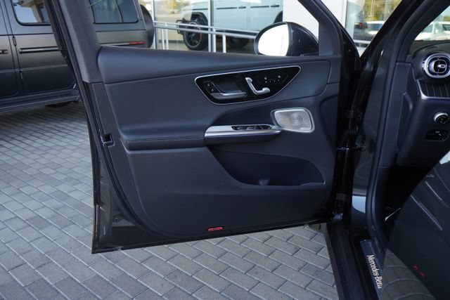 New 2026 Graphite Grey Metallic Mercedes-Benz GLC 300 image 46