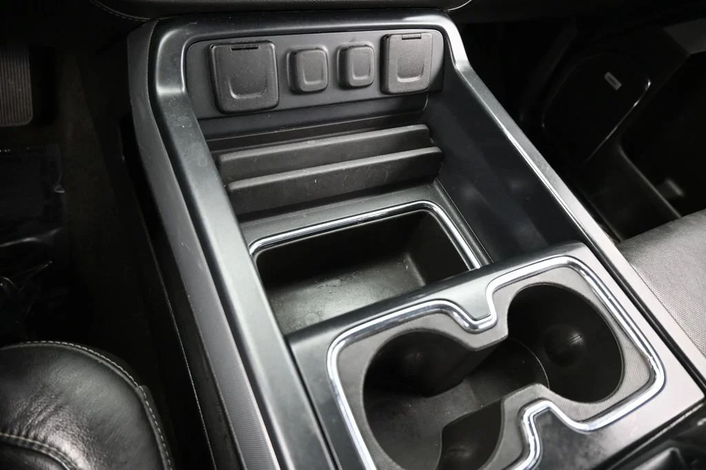 Used 2018 Summit White Chevrolet LTZ image 26