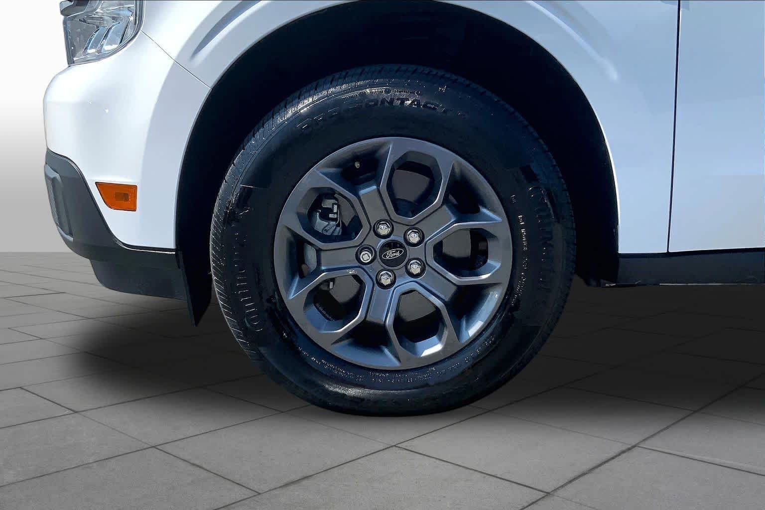 Used 2024 Oxford White Ford XLT image 11