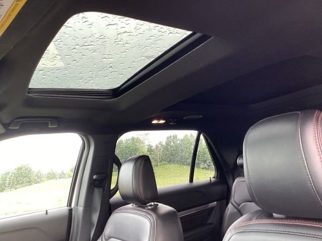 Used 2019 White Platinum Clearcoat Metallic Ford Sport image 30
