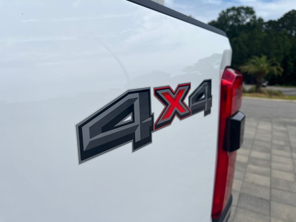 Used 2024 Oxford White Ford Lariat image 11