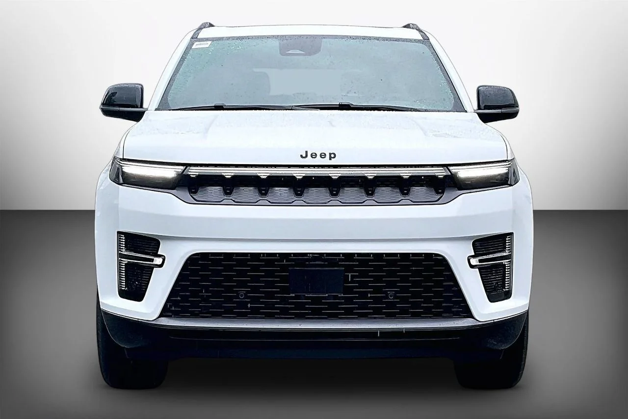 New 2026 Bright White Clearcoat Jeep Limited Altitude image 3