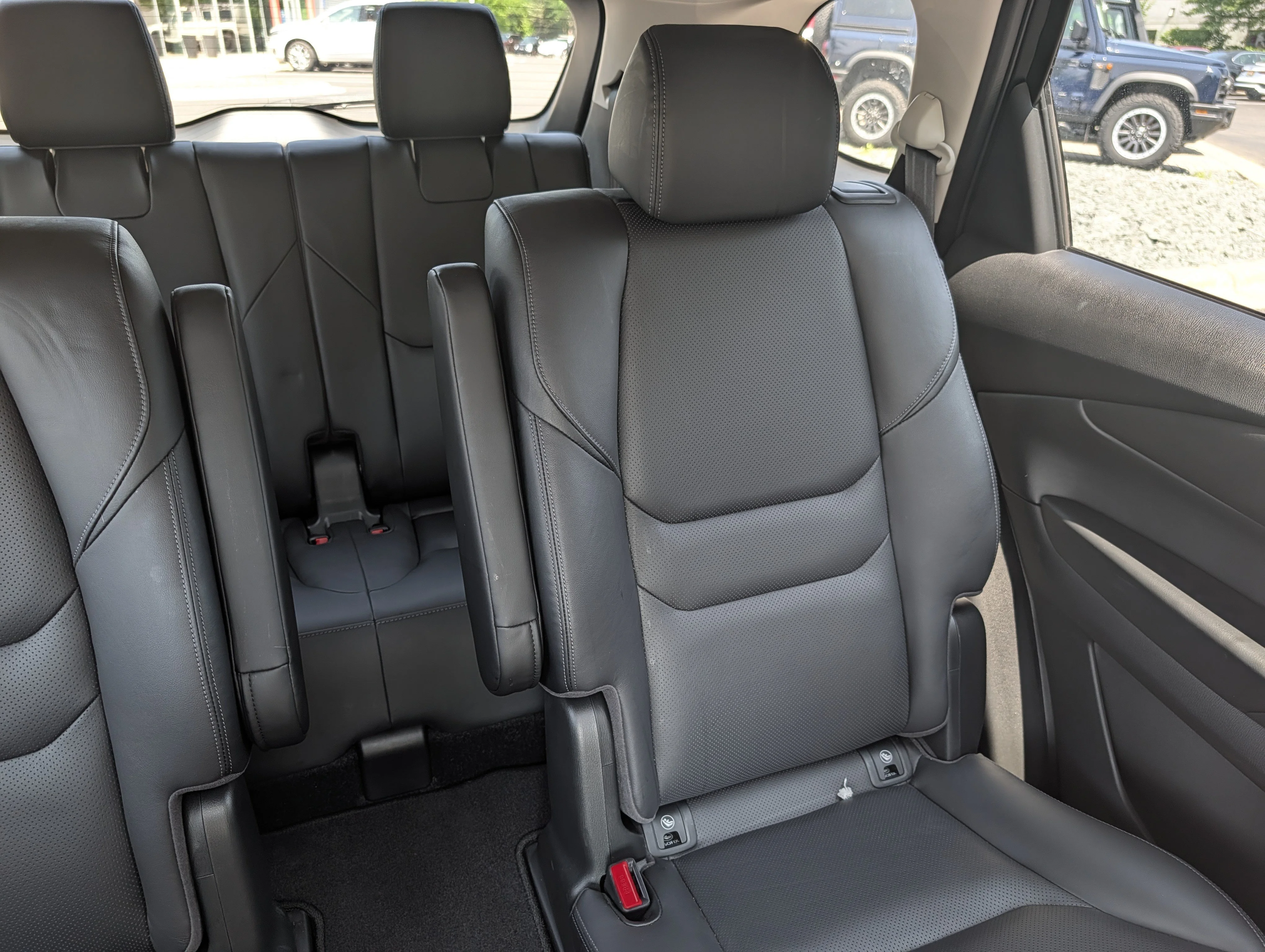 Used 2023 Deep Crystal Blue Mica Mazda Touring Plus image 14