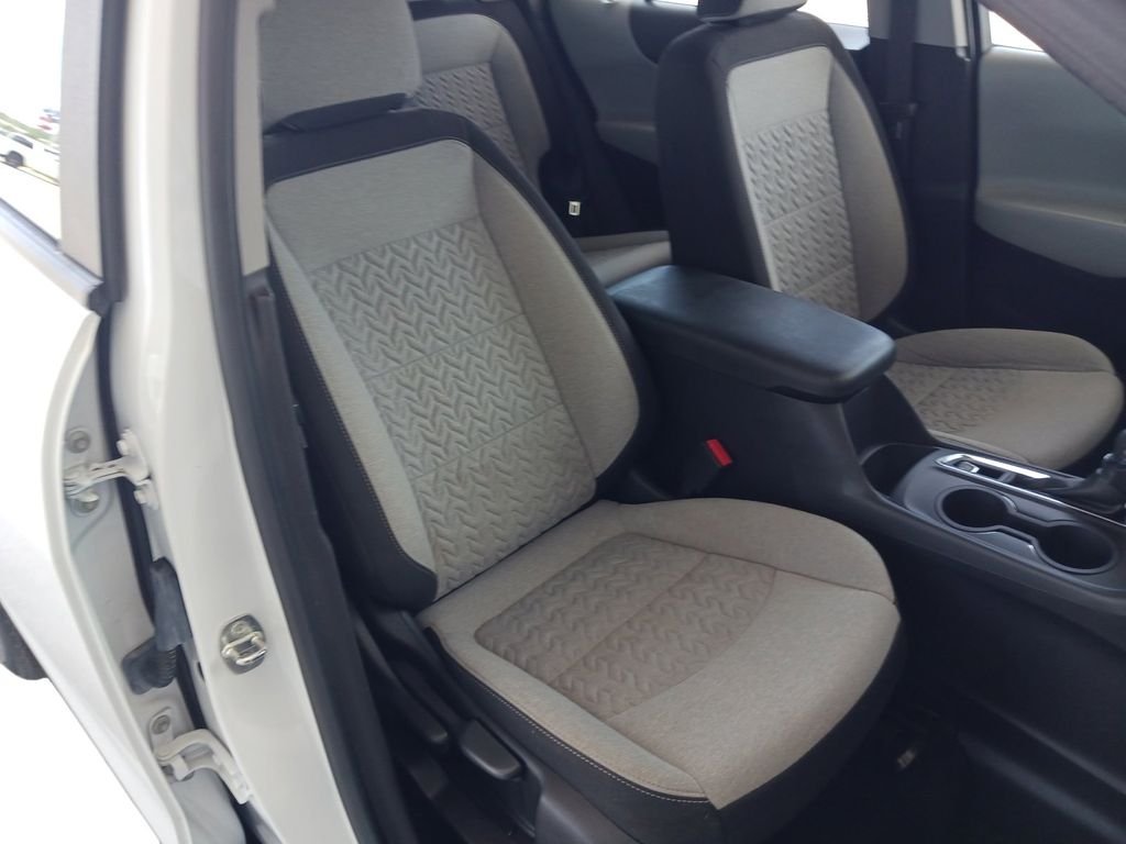 Used 2023 White Chevrolet LS image 26