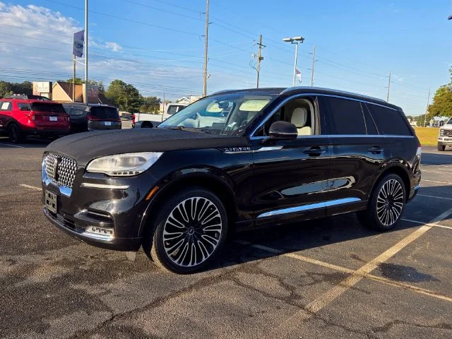 Used 2023 Black Lincoln Black Label image 3