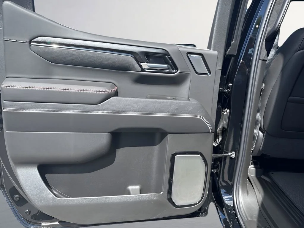 New 2026 Onyx Black GMC AT4X image 26