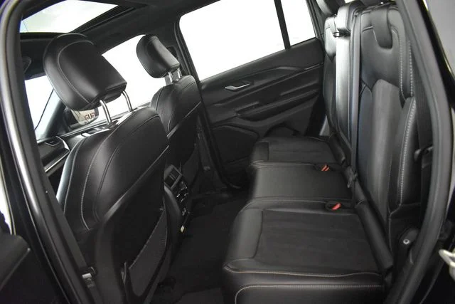 2023 Jeep Grand Cherokee Altitude - Photo 20