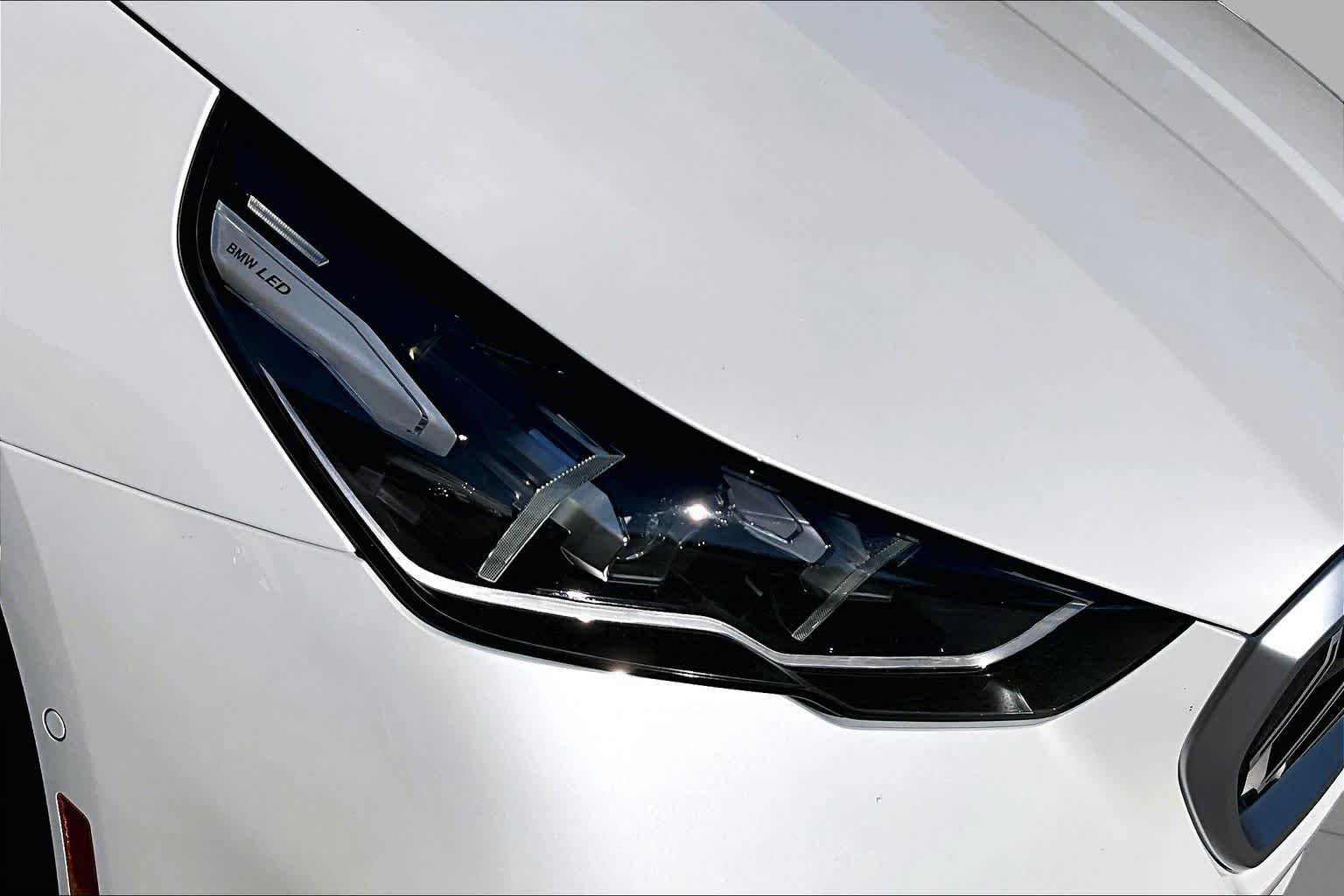 Certified Used 2025 Mineral White Metallic BMW 530i image 28