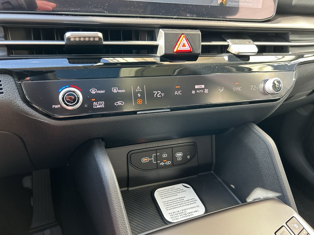 New 2026 Glacial White Pearl Kia SX Prestige image 23
