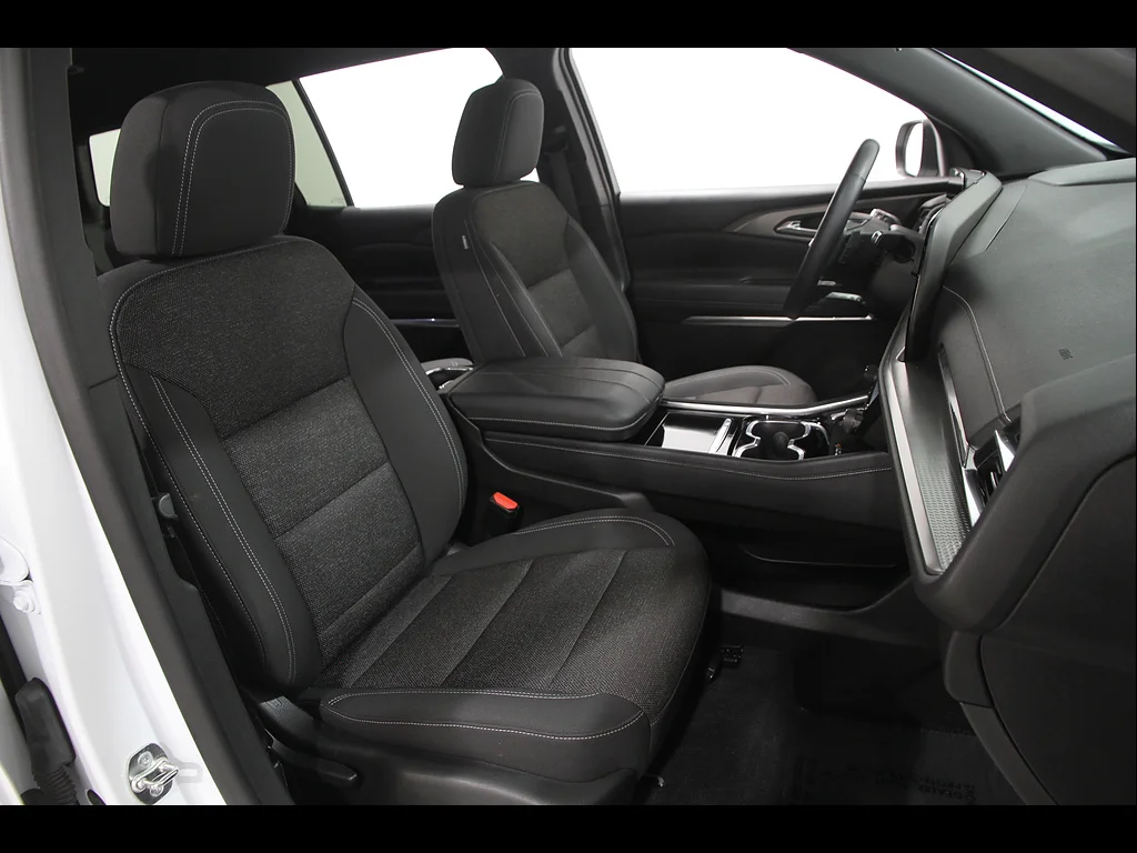 2024 Chevrolet Traverse 2LT - Photo 19