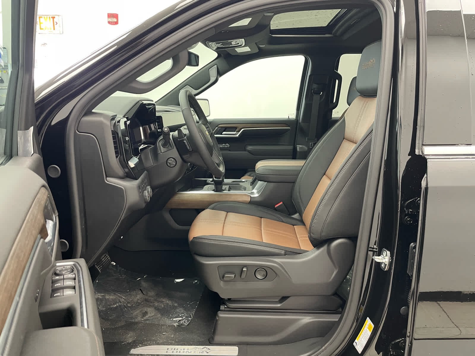 2026 Chevrolet Silverado 1500 High Country - Photo 10