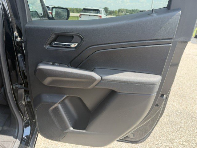Used 2024 Black Chevrolet 4WD LT image 27