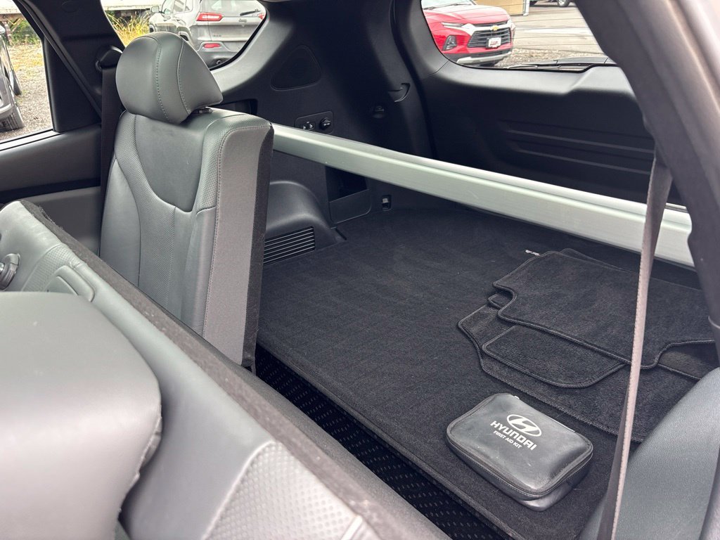 Used 2021 Silver Hyundai SEL image 25