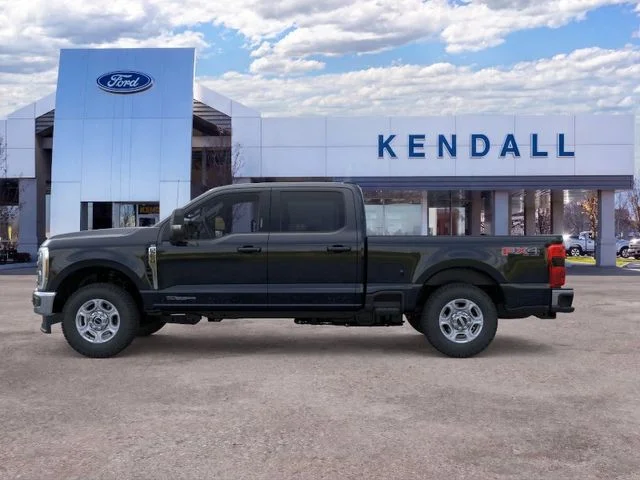 New 2026 Agate Black Metallic Ford XLT image 3